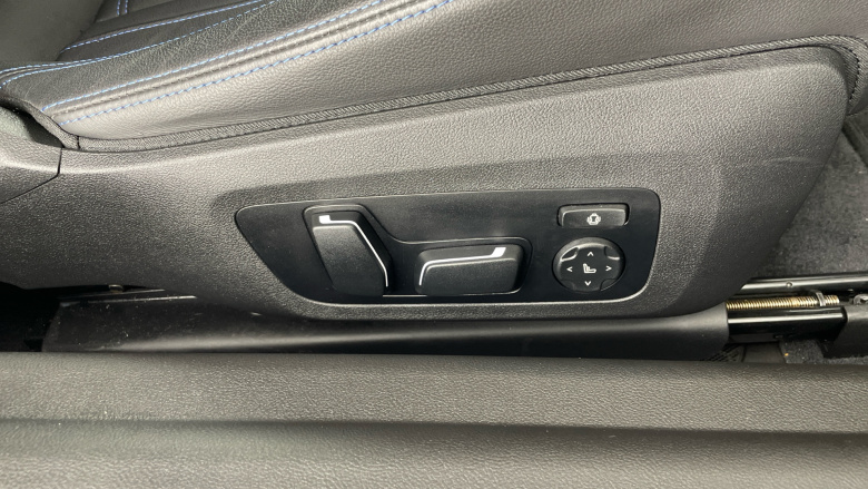 BMW 2 Series M240i xDrive 2dr Step Auto Petrol Coupe